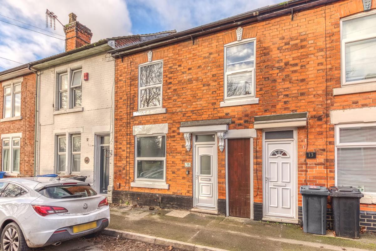13.4% Yield. From a Former 2-Bed Terrace.